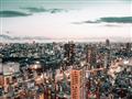 Nočný pohľad na mrakodrapy najväčšej aglomerácie na svete.
foto?: Zuzana HÁBEKOVÁ — BUBO