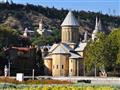 Gruzínske Tbilisi je posiate kostolmi, historickými stopami a verte, že toto miesto si zamilujete. f