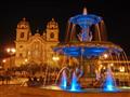 Prelietame do Limy a následne do Cuzco. Večer sa môžete prejsť po nádhernom námestí Plaza de Armas n
