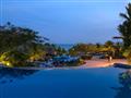 Hotel Sheraton sa nachádza priamo na pláži Santa Clara, má krásnu záhradu, 6 vonkajších bazénov (aj 