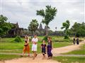 Východ slnka nad Angkor Watom, hlavným chrámom mocnej Kmérskej ríše, ktorý nájdete aj dnes na vlajke