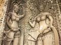 Fascinujúci z diaľky ale aj detailami. Tento zájazd je určený aj pre tých čo už v Angkor Wate boli. 