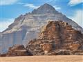 Pyramída v Jordánsku? Zdá sa vám to alebo je to skutočné? Wadi Rum je plné krásnych a bizarných pohľ