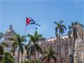 Gran Teatro v Havane s kubánskou vlajkou a v pozadí známe Capitolio foto: Ľubor Kučera - BUBO