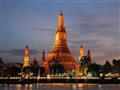 Wat Arun v Bangkoku patrí k najkrajším pamiatkam mesta