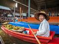Plávajúce trhy sú najfotogenickejším miestom Thajska. foto: Katarína Líšková - BUBO