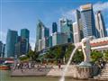 Merlion - symbol Singapuru a panoráma mrakodrapov. Predstavovali ste si ho takto? foto: Tomáš Kubuš 