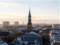 Kodaň je vo všeobecnosti nízkym mestom. Na jej horizonte pekne vynikajú veže historických palácov a 