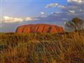 Uluru, resp. starý názov Ayers rock, je najposvätnejšie miesto pre aborigénov z kmeňa Pitjantjatjara