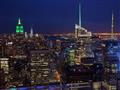 Nenechajte si ale ujsť pohľad na nočné mesto z niektorej z vyhliadok - Rockefeller Center, Empire St