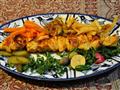 Iránske kebaby si v tejto krajine zamilujete. Sú podfarbené šafranom, voňajú po drevenom uhlí a bude