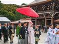 Obrad šintoistickej svadby. Možno sa ju pošťastí uvidieť aj nám. Vieme, kam ísť. foto: Zuzana Hábeko