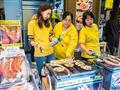 Vo vonkajšej časti trhu Tsukiji ochutnáme najčerstvejšie ryby a potvorky z oceánu. foto: Eva Andrejc