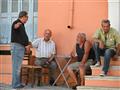 Obľúbená činnosť každého Gréka je poobedná siesta. Kávička, cigaretka a šlofík nesmie chýbať. foto: 