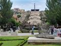 Kaskáda v centre Jerevanu a park pod ňou, kde nájdete umeleckú galériu pod šírym nebom. foto: Tomáš 