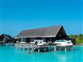 Chcete si na Maldivách užívať zmyselný luxus priamo v luxusnej vodnej vile? Grand vila s vlastným, p