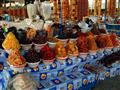 Kandizované a sušené ovocie na trhu v Jerevane