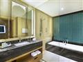 Kúpeľňa v izbe v The Bay Club - Doubletree by Hilton Marjan Island