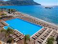 infinity pool alimounda