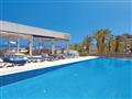 bazén El mehdi beach resort