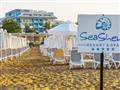 Pláž v Seashell Resort & Spa