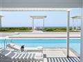 Izba v Grecotel Lux Me White Palace