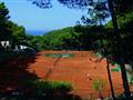 tenisové kurty prui hoteli Vespera, ostrov Lošinj, Chorvátsko