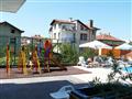 Hotel Onyx - autobusový a letecký zájazd  - Bulharsko, Kiten - detska hojdačka