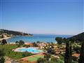 Hotel Narcis - areál s bazénom - autobusový zájazd  - Chorvátsko, Istria, Rabac
