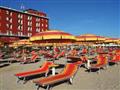 Hotel Blumen na pláži Rimini - Viserba, zájazdy autobusovou a individuálnou dopravou 