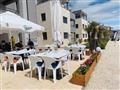 Dovolenka / zájazdy / cestovanie, Chorvátsko, ostrov Vir, The Beach Resort - Café bar s reštauráciou