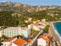 Hotel Kokkari Beach: fotografie vybavení exteriérů a interiérů ubytování.