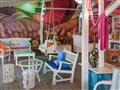 Hotel Kokkari Beach: fotografie vybavení exteriérů a interiérů ubytování.