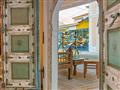Hotel Kokkari Beach: fotografie vybavení exteriérů a interiérů ubytování.