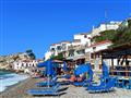 Hotel Kokkari Beach: fotografie vybavení exteriérů a interiérů ubytování.