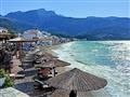 Hotel Kokkari Beach: fotografie vybavení exteriérů a interiérů ubytování.