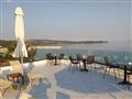 Hotel Antonios: fotografie vybavení exteriérů a interiérů ubytování.