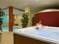 Hotel Porto Galini Seaside Resort & Spa: fotografie vybavení exteriérů a interiérů ubytování.