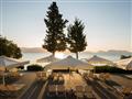 Hotel Porto Galini Seaside Resort & Spa: fotografie vybavení exteriérů a interiérů ubytování.