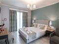 Hotel Eva Beach: fotografie vybavení exteriérů a interiérů ubytování.