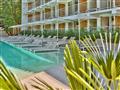 Ibis Styles Golden Sands Roomer Hotel