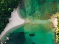Hotel Costa Smeralda: fotografie vybavení exteriérů a interiérů ubytování.