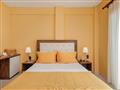Hotel Costa Smeralda: fotografie vybavení exteriérů a interiérů ubytování.