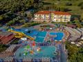 Hotel Kanali Beach: fotografie vybavení exteriérů a interiérů ubytování.