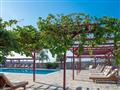 Hotel Poseidon Beach: fotografie vybavení exteriérů a interiérů ubytování.