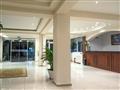 Hotel Poseidon Beach: fotografie vybavení exteriérů a interiérů ubytování.