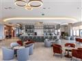 štýlový lobby bar