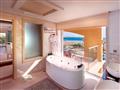 Hotel Premier Le Reve & Spa: fotografie vybavení exteriérů a interiérů ubytování.