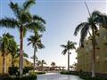 Hotel Palm Beach Resort: fotografie vybavení exteriérů a interiérů ubytování.