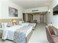Hotel Palm Beach Resort: fotografie vybavení exteriérů a interiérů ubytování.
